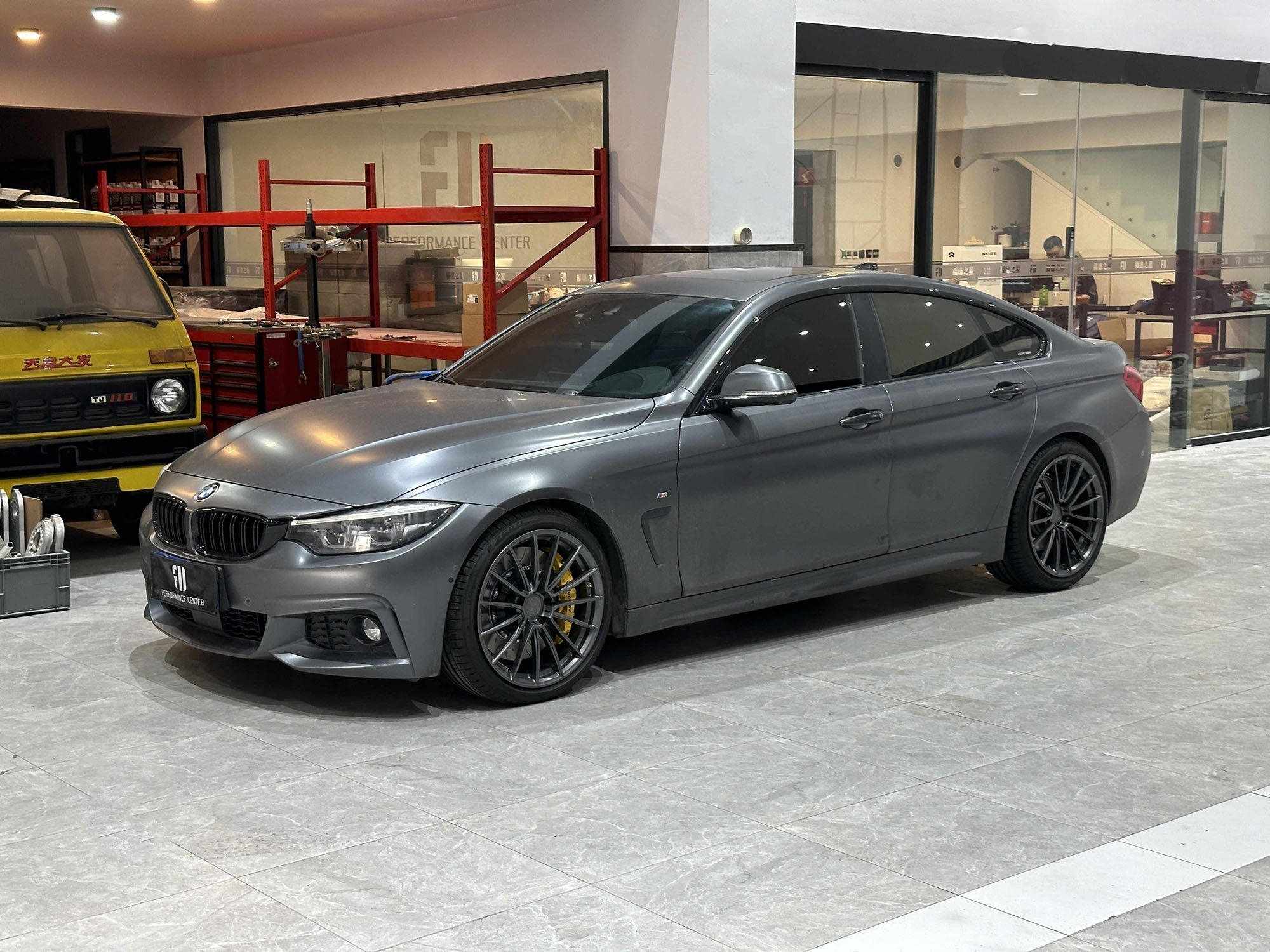 FACEWHEELS FW1011 × BMW 440i