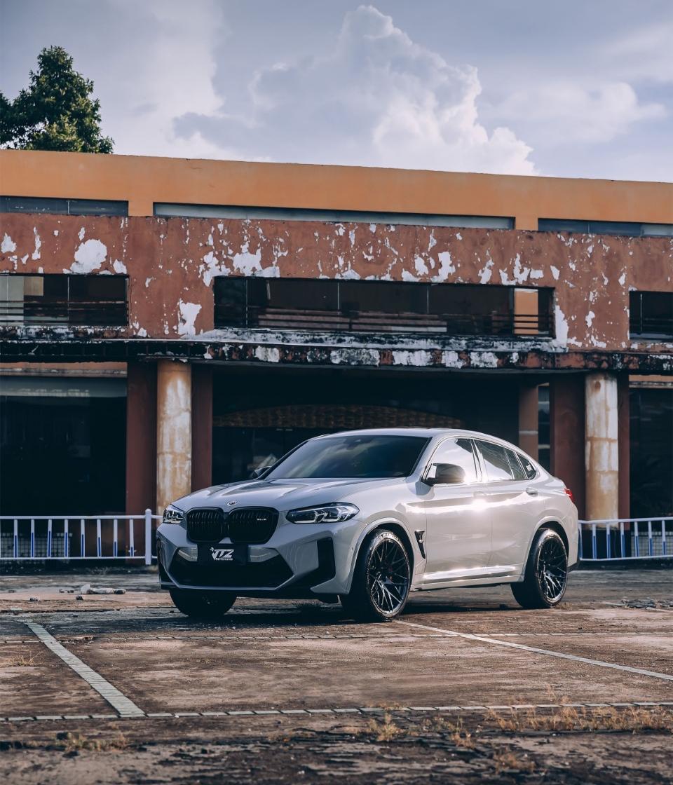 FACEWHEELS FW-R03 × BMW X4 M COMPETITION F98